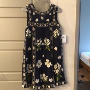 Maeve minidress, sweet and good for any occasion. Missing top button on back